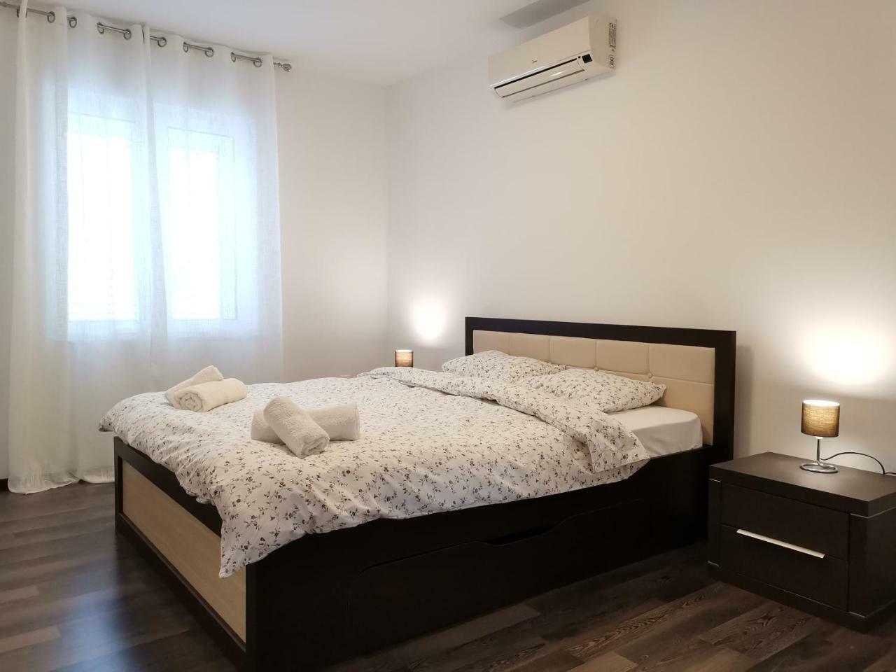 Apartments Apple Cat Montenegro Ko Bijela Bagian luar foto